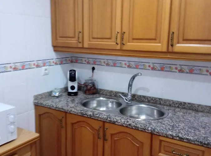 Acera Del Rio